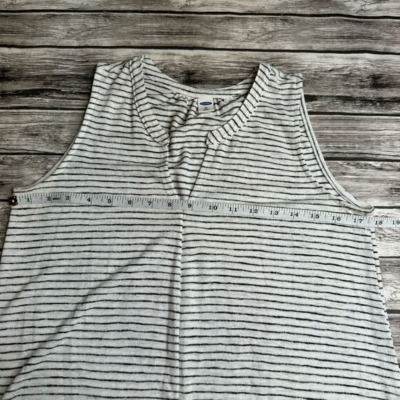 Old Navy Women's Striped Sleeveless Sweater White Black XST XS Extra Small TALL - Picture 9 of 10